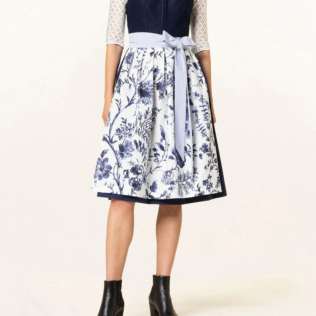 Dirndlkleid Trachtenkleid mit Schürze Blumenmuster für Damen 3