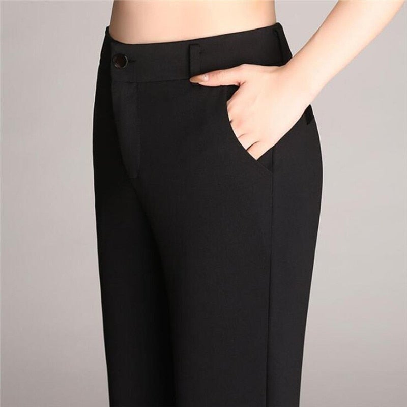 Schlanke Highwaist Schlaghosen