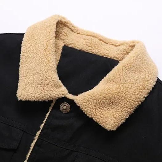 Herrenmantel aus dicker Plüschwolle