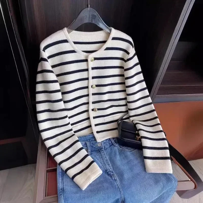 Gestreifte Damen-Strickjacke