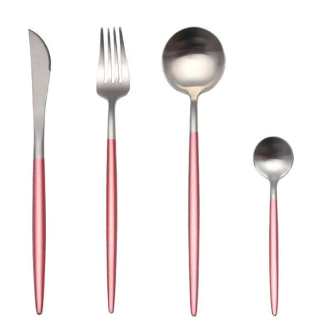 24-teiliges Besteckset für Elegante Anlässe mit Gold-Akzenten 16