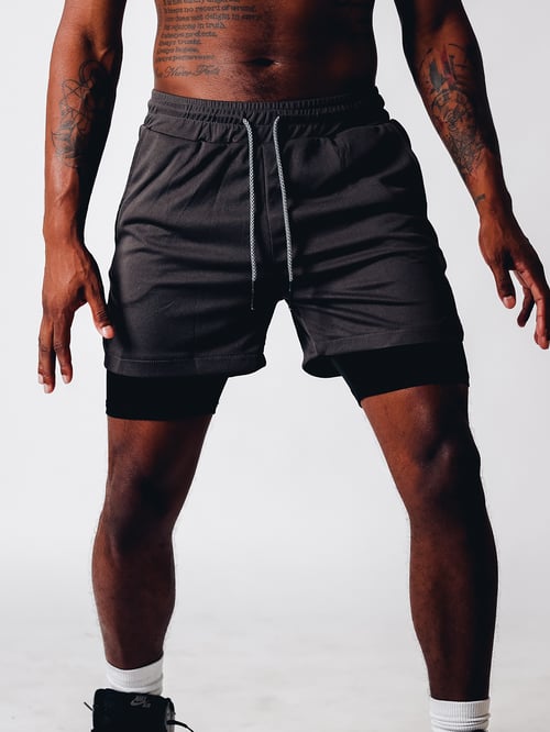 Herren Sportshorts 2-in-1 Mit Feuchtigkeitsregulierung Atmungsaktiv Polyester 2