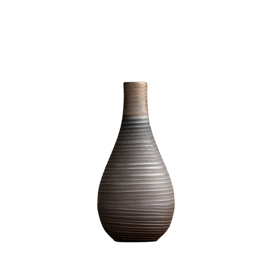 Antike Keramikvase für Stilvolle Innendekoration, Elegante Silhouette, Handgefertigt, Ideal für Blumen oder als Kunstwerk 0
