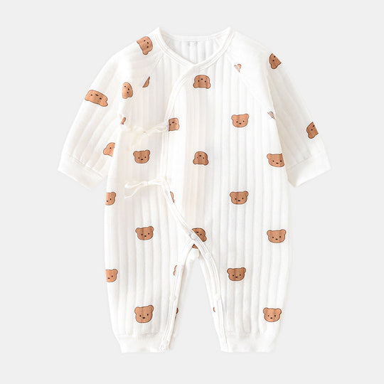 Babystrampler mit Bärchen für den Frühling und Herbst 3