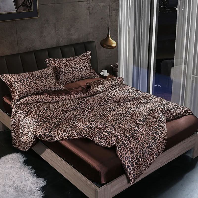 Bettwäsche Set 4-teilig für Schlafzimmer im Luxuriösen Stil 155x220, 135x200, 200x220, 200x200 12