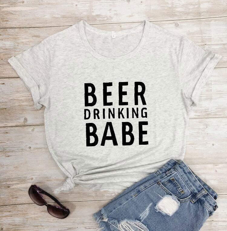 Bier Trinkendes Babe Tee