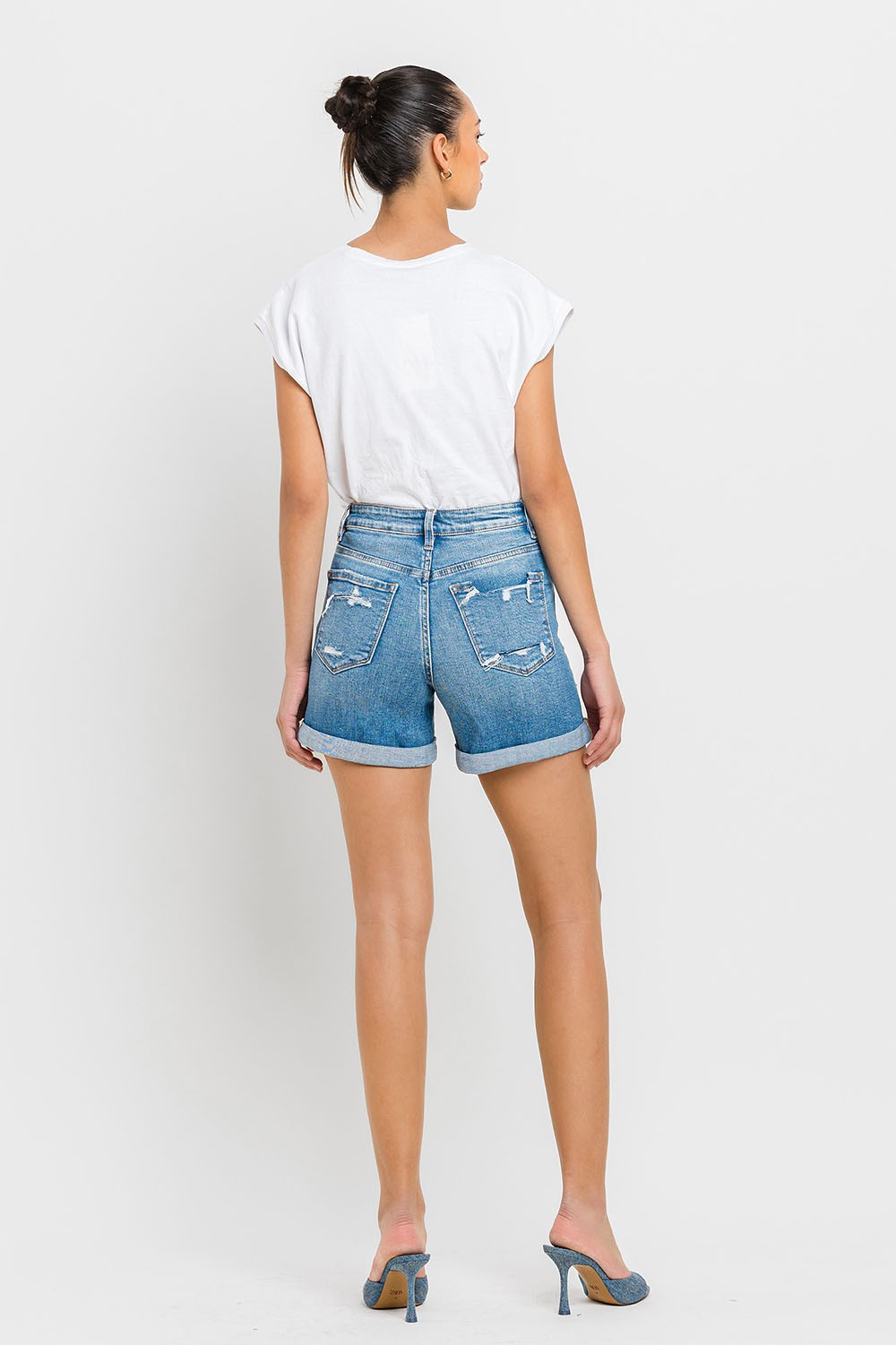 Damen Denim Shorts mit Hohem Bund und Aufgeschlagenem Saum 2