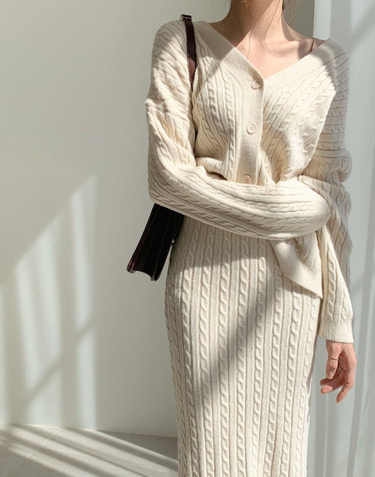 Damen Oberteil und Rockset Strickdesign 9
