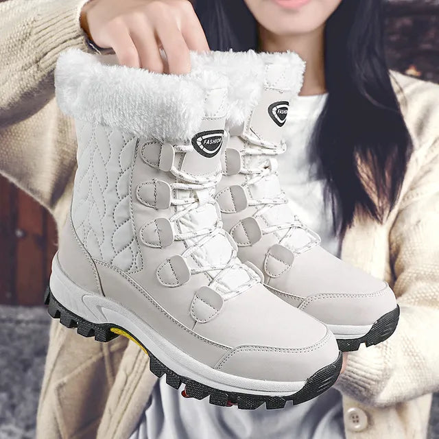 Damen Schneestiefel mit auffälligem Design 0