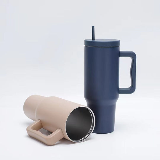 Damen Thermobecher mit ergonomischem Griff und Strohhalm 3