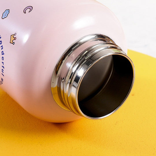Damen Trinkflasche Sport mit Niedlichem Tiermotiv und Praktischem Tragegurt 3