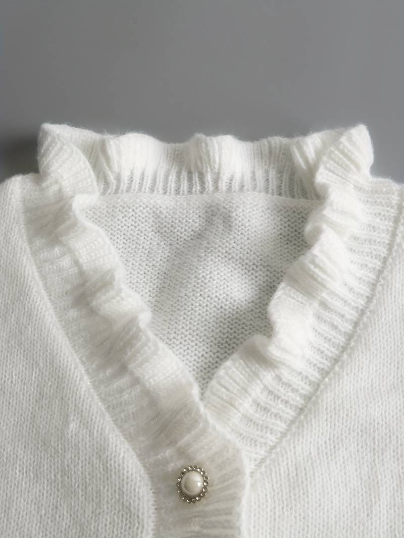 Damen V-Hals Pullover mit Knopfdetail aus luxuriösem Material 3