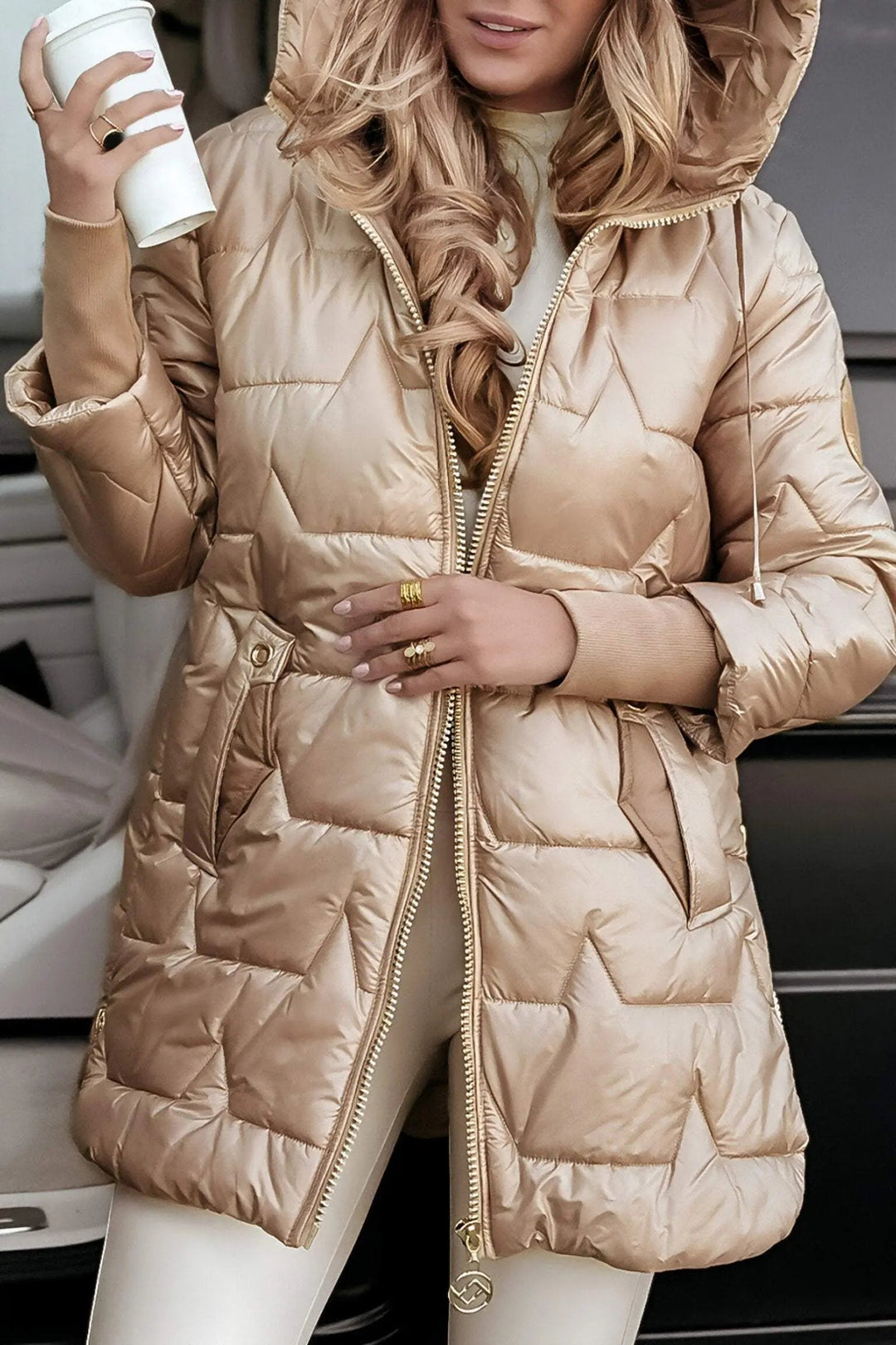 Damenjacke Lange Daunenjacke Mit Kapuze im Trendigen Metallic-Look 6