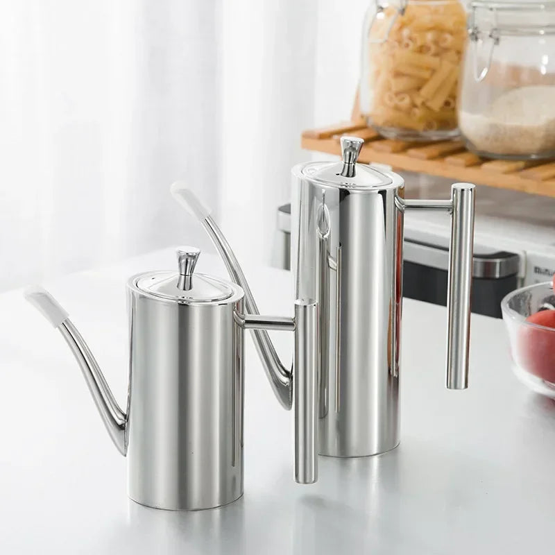 Edelstahl Ölkanne 500/700 ml mit Auslaufdesign 3