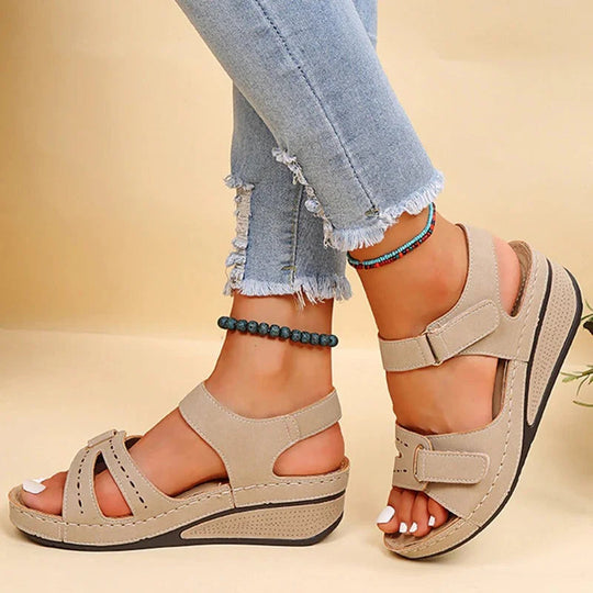 Ergonomische Damensandalen zum Wandern, aus Synthetik und Textil 2