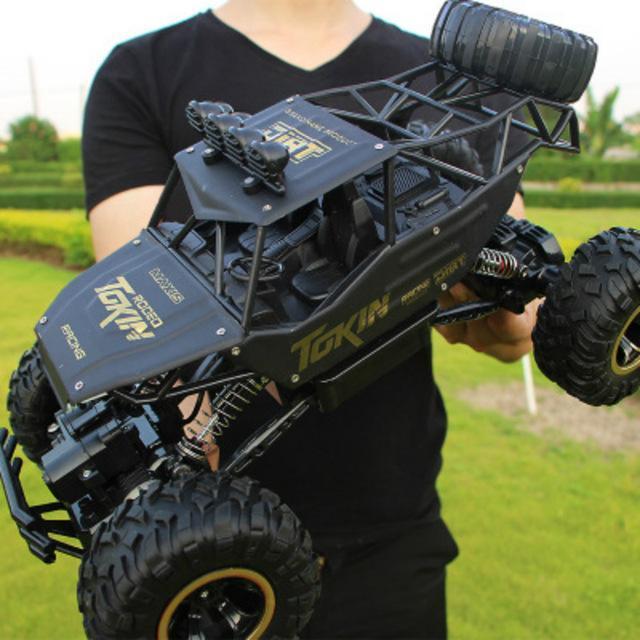 Ferngesteuerter Geländewagen Allradantrieb RC Rock Crawler für Abenteuer im Freien 8