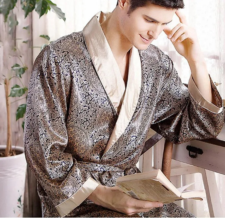 Herren Bademantel Satin Mit Goldprint Luxuriös Und Bequem 1