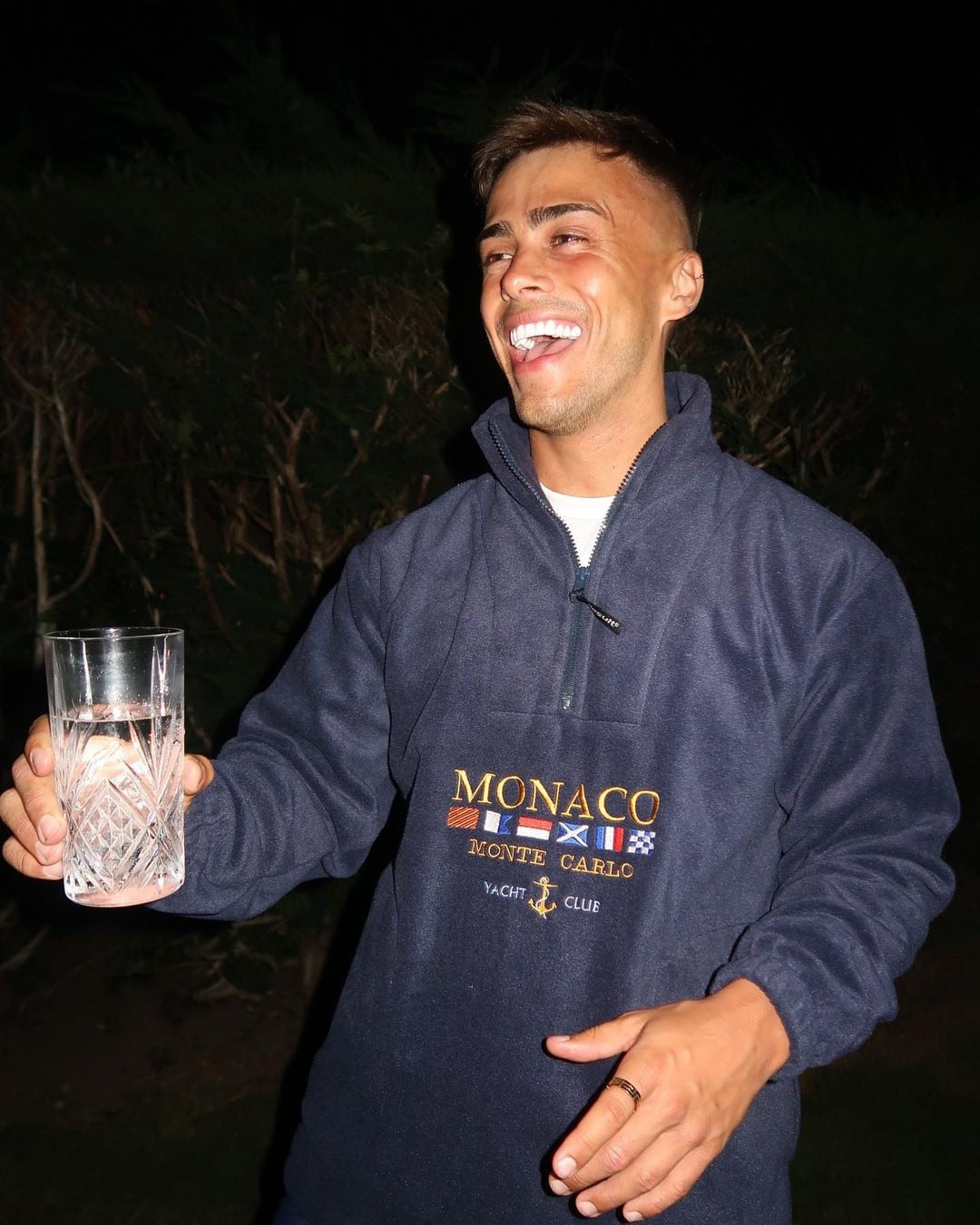 Herren Pullover mit Halbreißverschluss im Old Money Stil 0