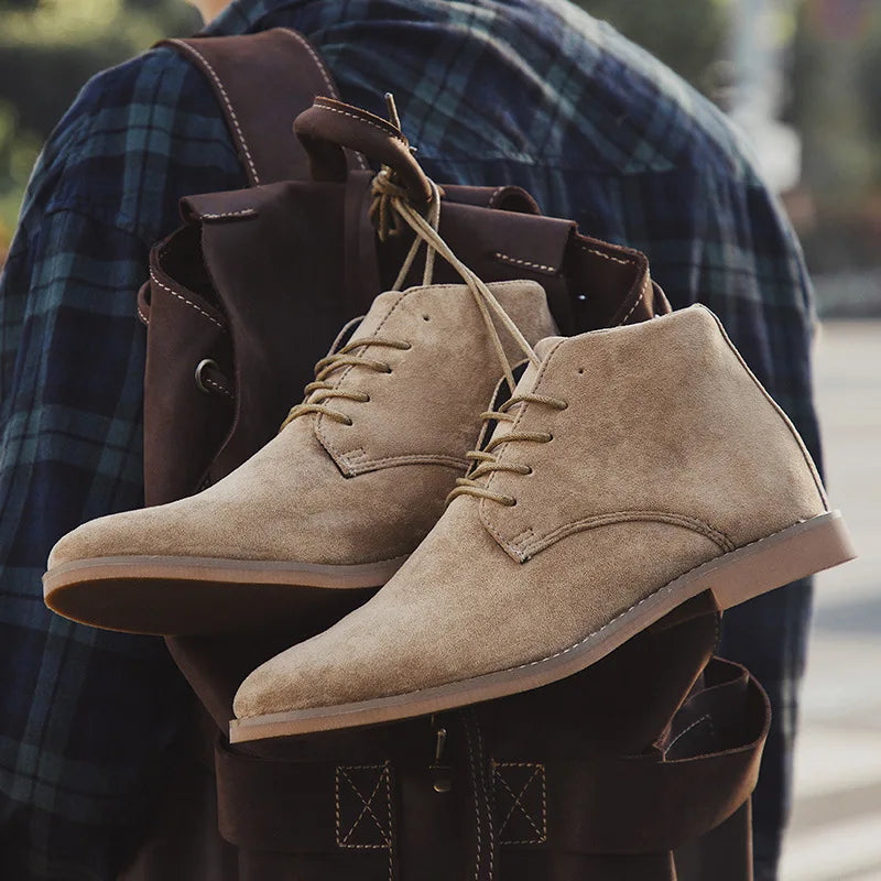 Herrenstiefel aus Leder im zeitlosen Stil 0
