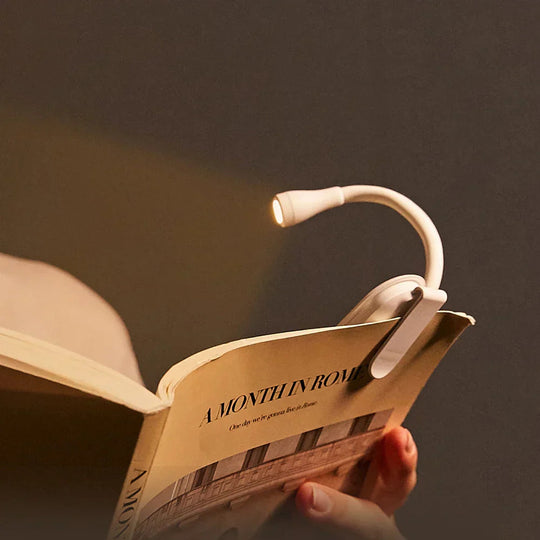 Leselampe Bett Mit Clip und Dimmbarem Licht für Bücher – Flexible 360° Leselampe für Nachtlesen und Reisen 1