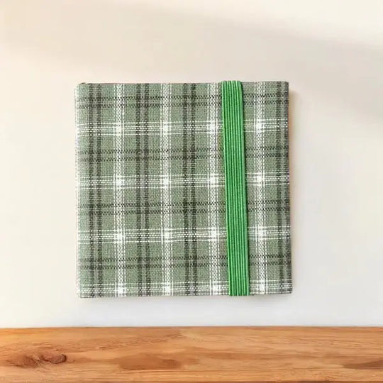 Mobiles Aquarell-Malkasten-Set mit 24 Farben und Pinsel für kreative Abenteuer 3