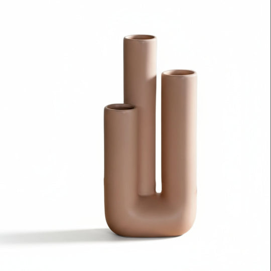Moderne Bodenvase Dreirohr-Design für Stilvolle Akzente in Wohnräumen 1