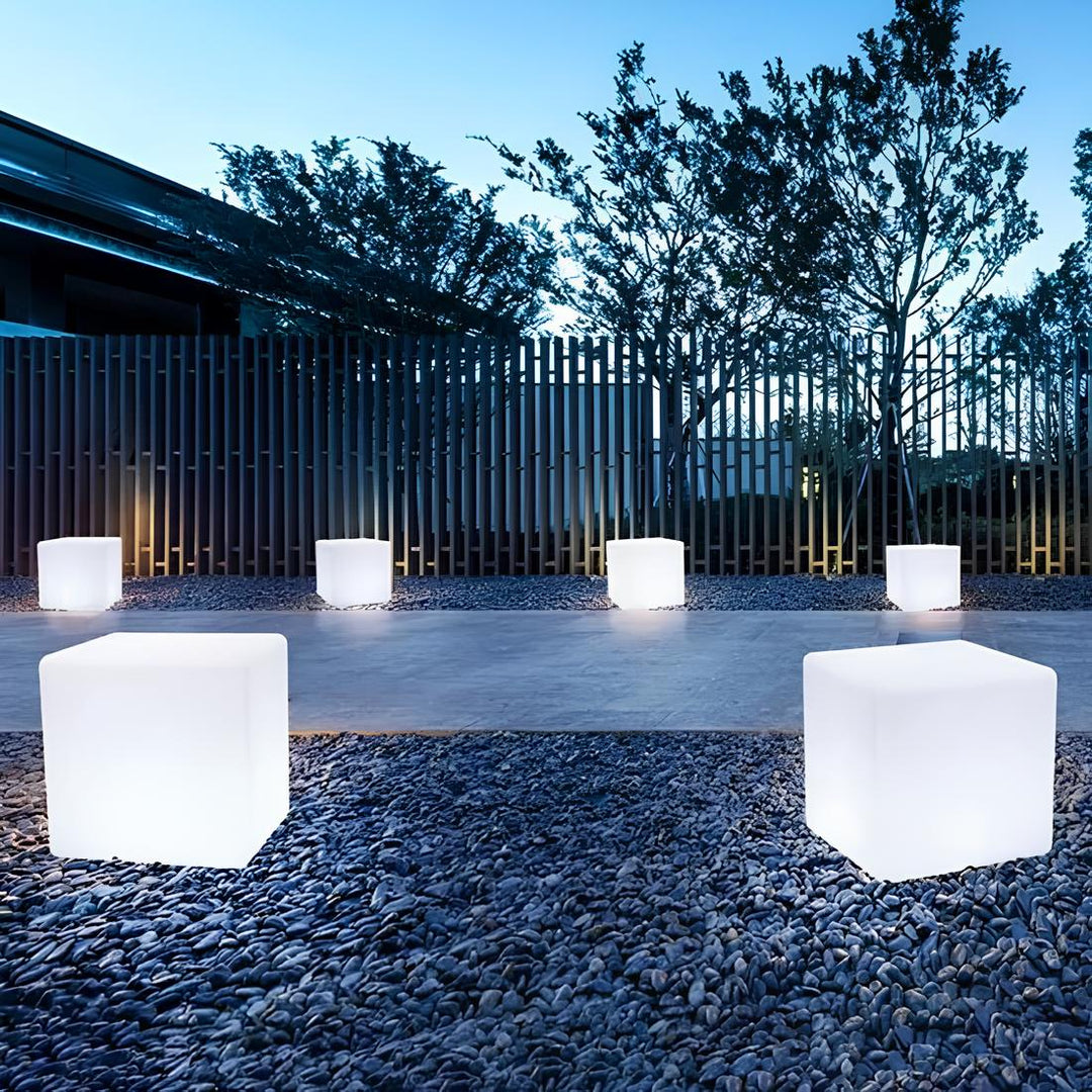 Moderne Gartenlampe Würfelform für stilvolle Beleuchtung 1
