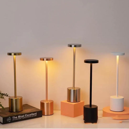 Moderne LED Schreibtischlampe mit Berührungssensor und Einstellbaren Farbtemperaturen 6