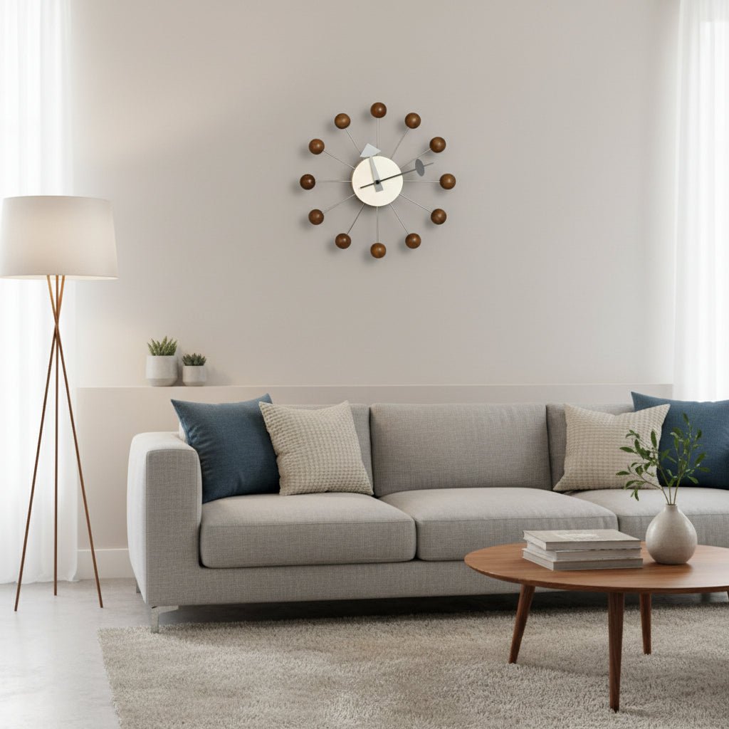 Moderne Wanduhr im Sonnenschliff-Design für stilvolle Akzente 1