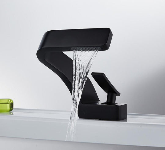Moderner Wasserhahn Küche Bad Mit Geschwungenem Design Küchenarmatur 7