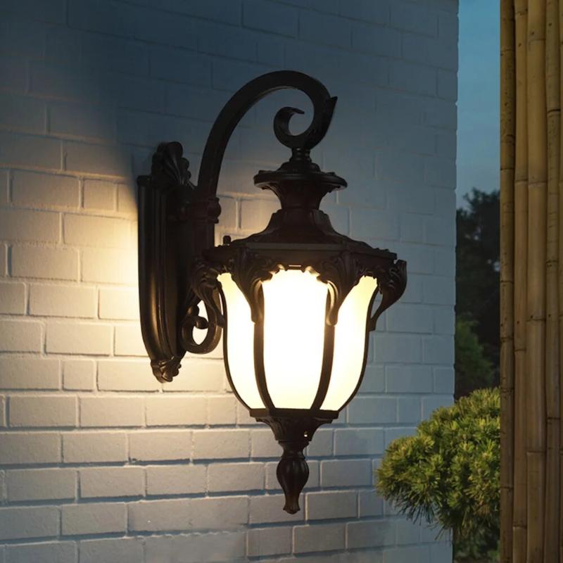 Retro Außenlampe Wand für Terrasse und Balkon mit gemütlicher Lichtatmosphäre 0