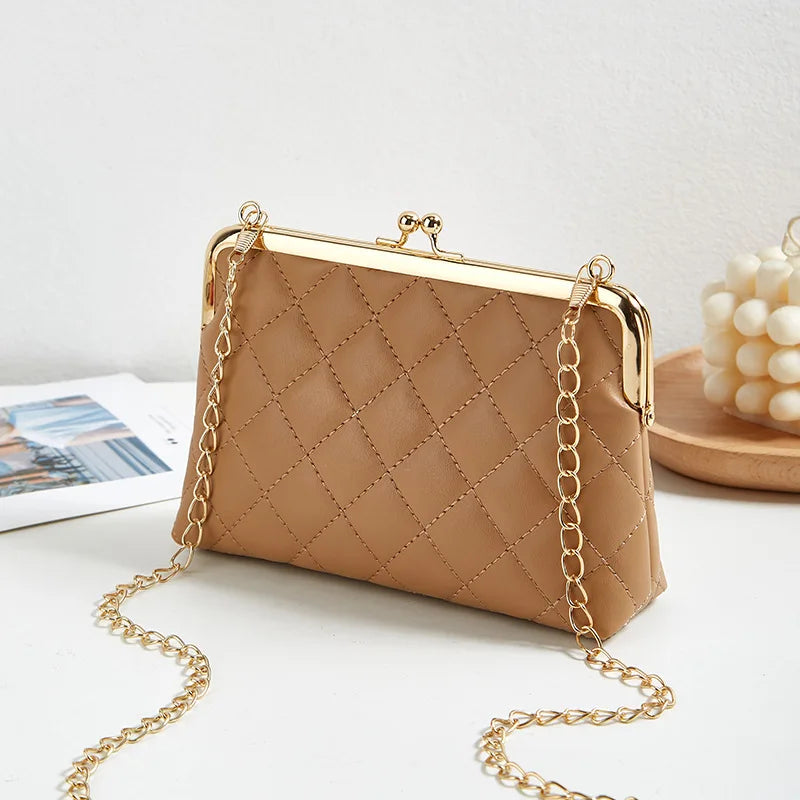 Damen Umhängetasche Kunstleder mit Kettenverschluss und Modernem Design 2