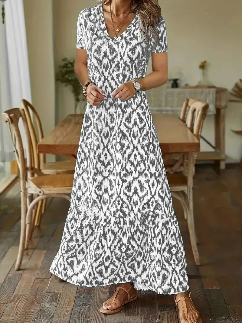 Sommerkleid für Damen mit V-Ausschnitt und halblangen Ärmeln 4