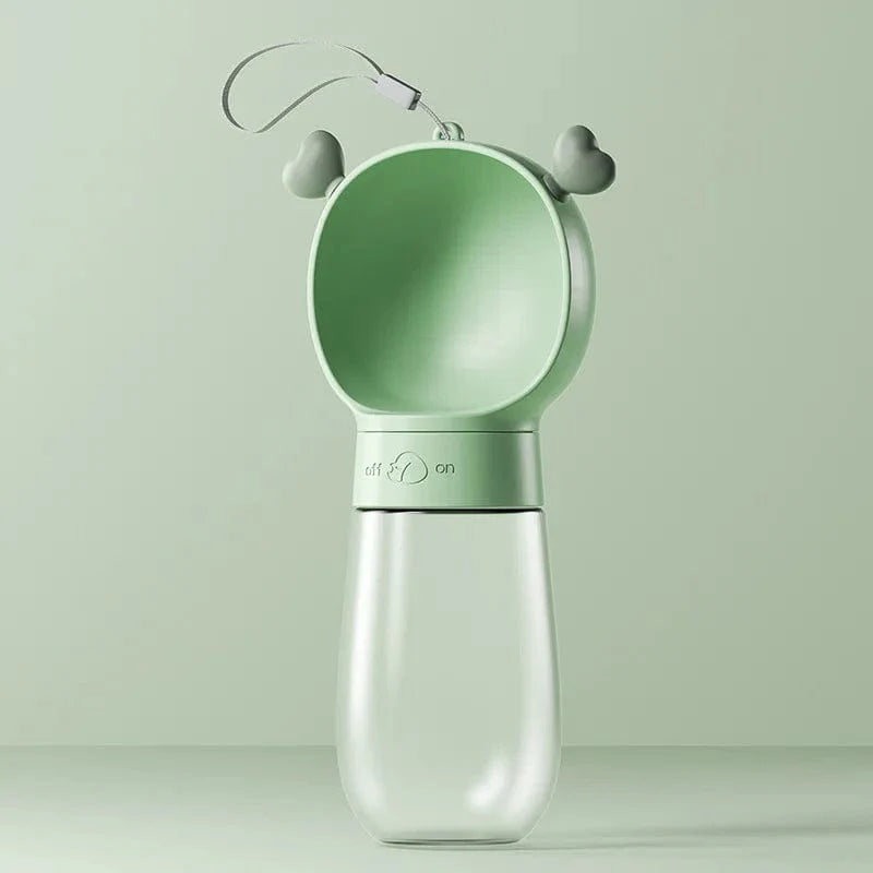 Tragbare Wasserflasche für Hunde und Katzen 3