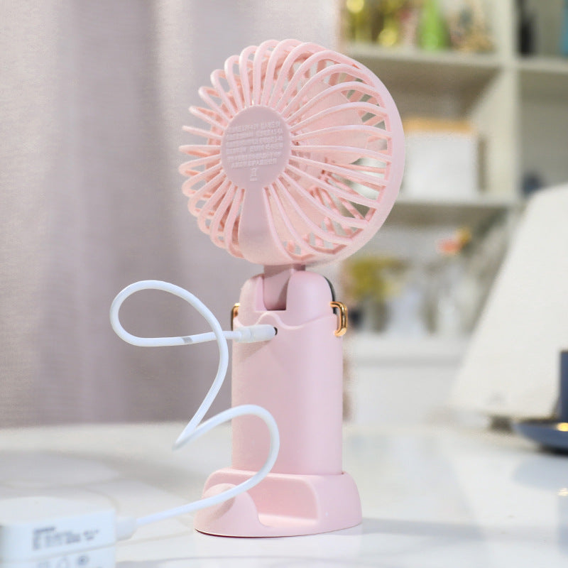Tragbarer Handventilator mit Sprühfunktion für Damen 3