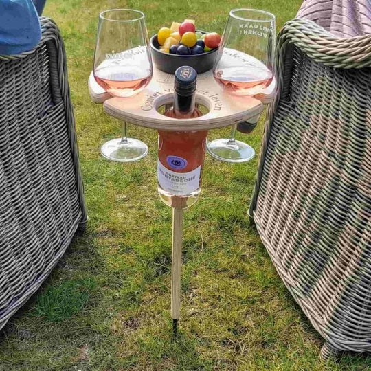 Tragbarer Picknicktisch Mit Integriertem Flaschenhalter Für Snacks Und Getränke 0