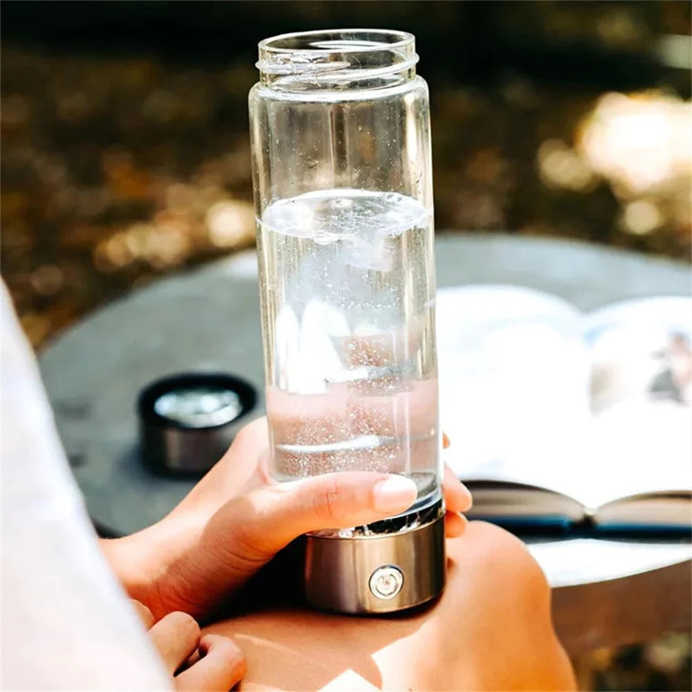 Trinkflasche Sport Modern mit Elektrolyse-Technologie für Unterwegs 1