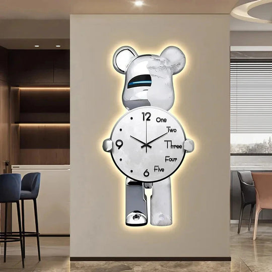 Wanduhr mit Bärenmotiv und LED-Beleuchtung für Kinderzimmer 10