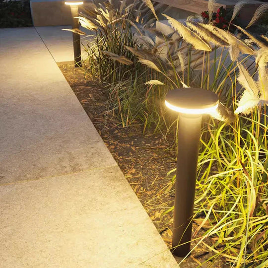 Wetterfeste LED Gartenleuchte für Moderne Außenbereiche - Stilvolle Gartenlampe für Wege und Einfahrten 1