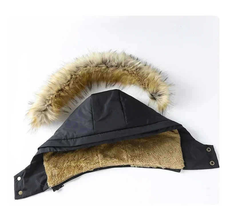 Herrenjacke mit fleecegefüttertem Pelzkragen