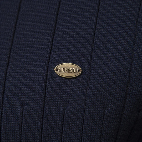Herren-Strickpullover mit hohem Kragen
