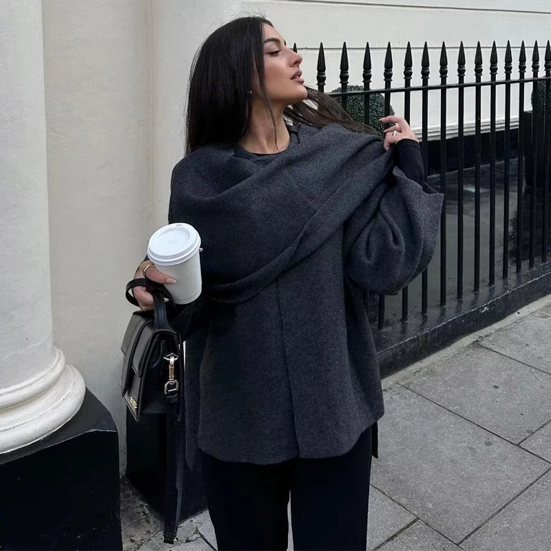 Asymmetrisch wattierte Damenjacke mit langen Ärmeln