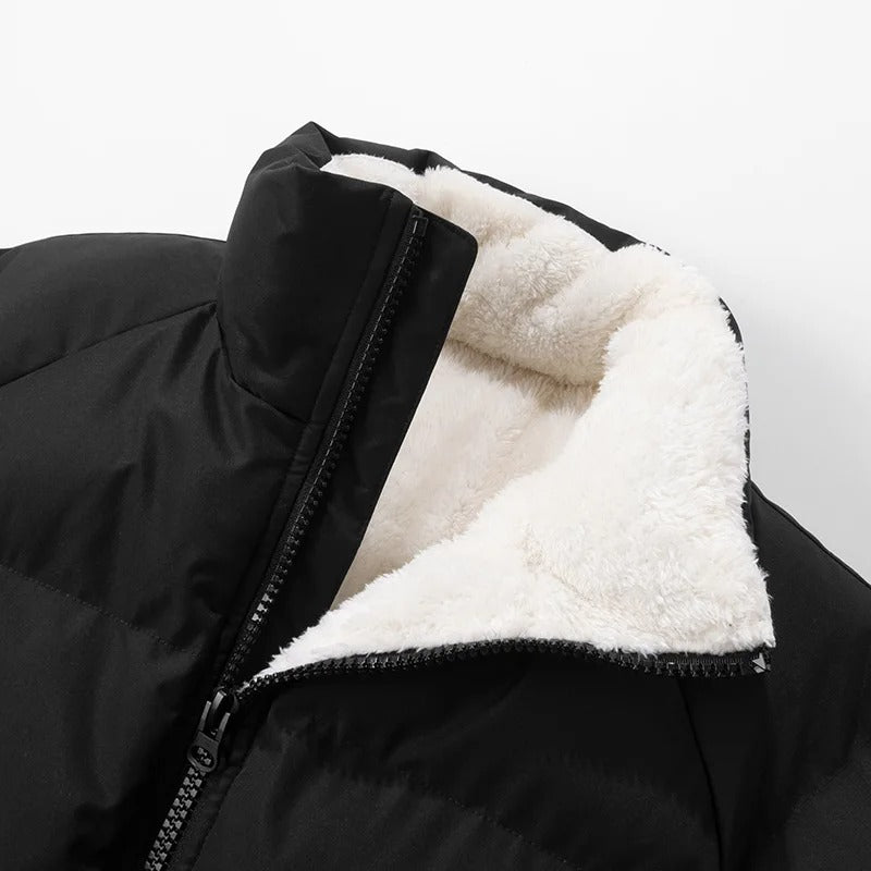Herrenjacke mit Stehkragen aus dickem Fleece