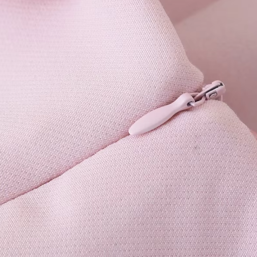 Damenrock mit Reißverschluss an der Seite und Schleife