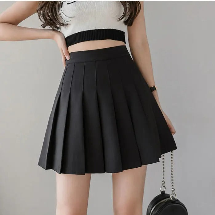 Women's skirt with high waist and pleat