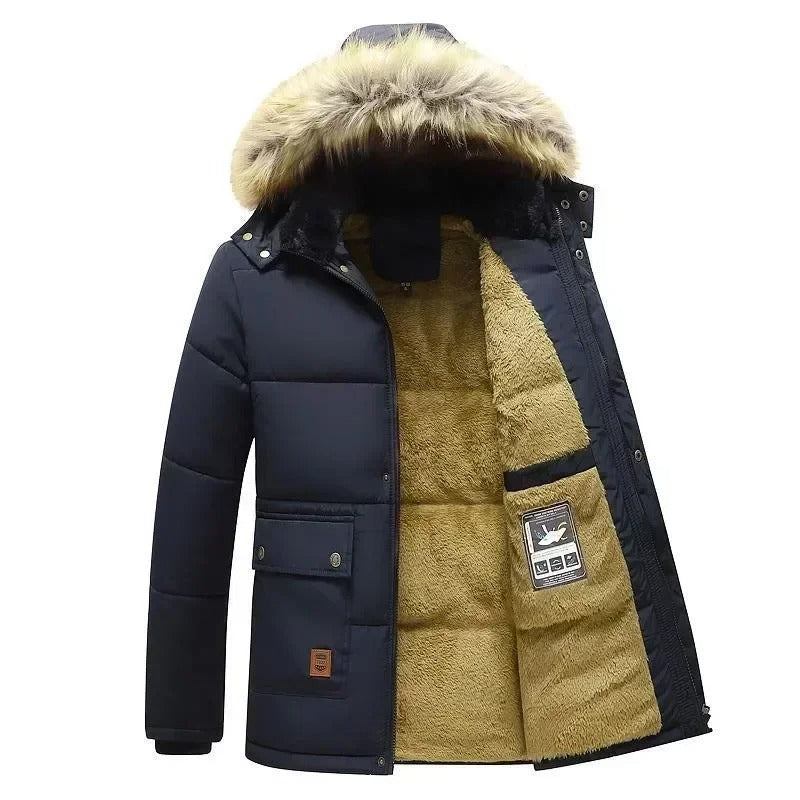 Herrenjacke mit fleecegefüttertem Pelzkragen